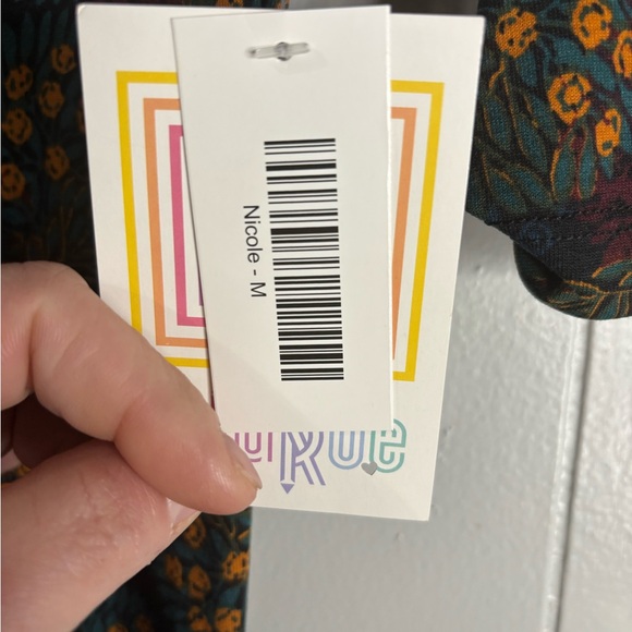 Floral Patterned‎ Women's Dress Medium - Picture 3 of 3